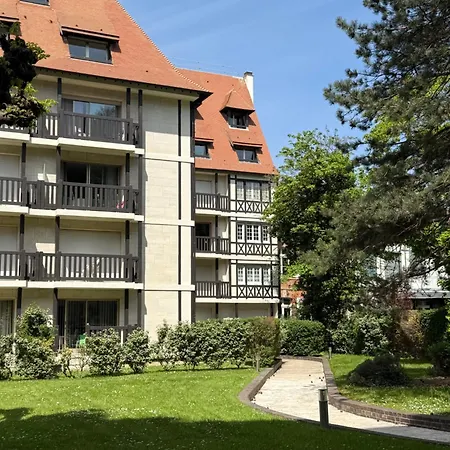 Cosy En Plein Centre Apartment
